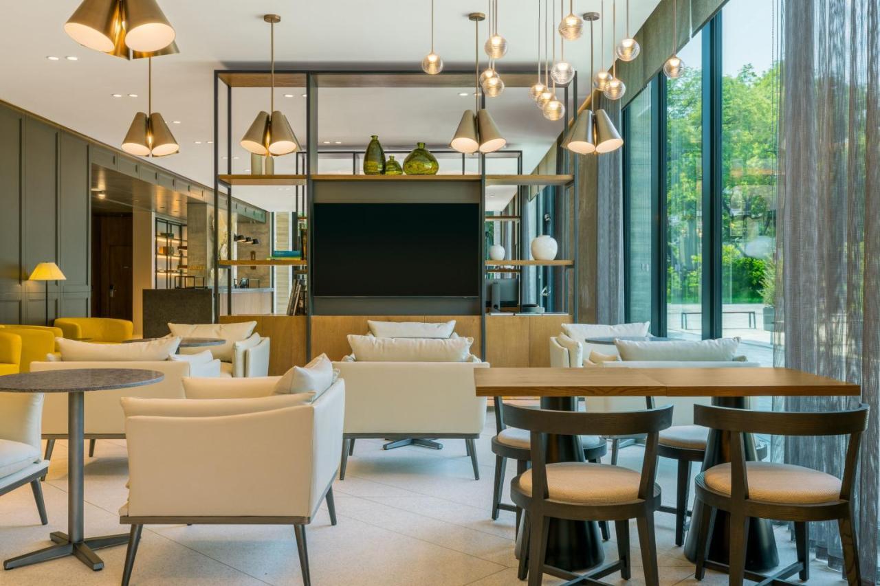 Four Points By Sheraton Budapest Danube Luaran gambar